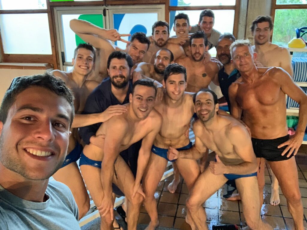 L’equip sènior de waterpolo del Club Natació Igualada acaba tercer a la classificació general