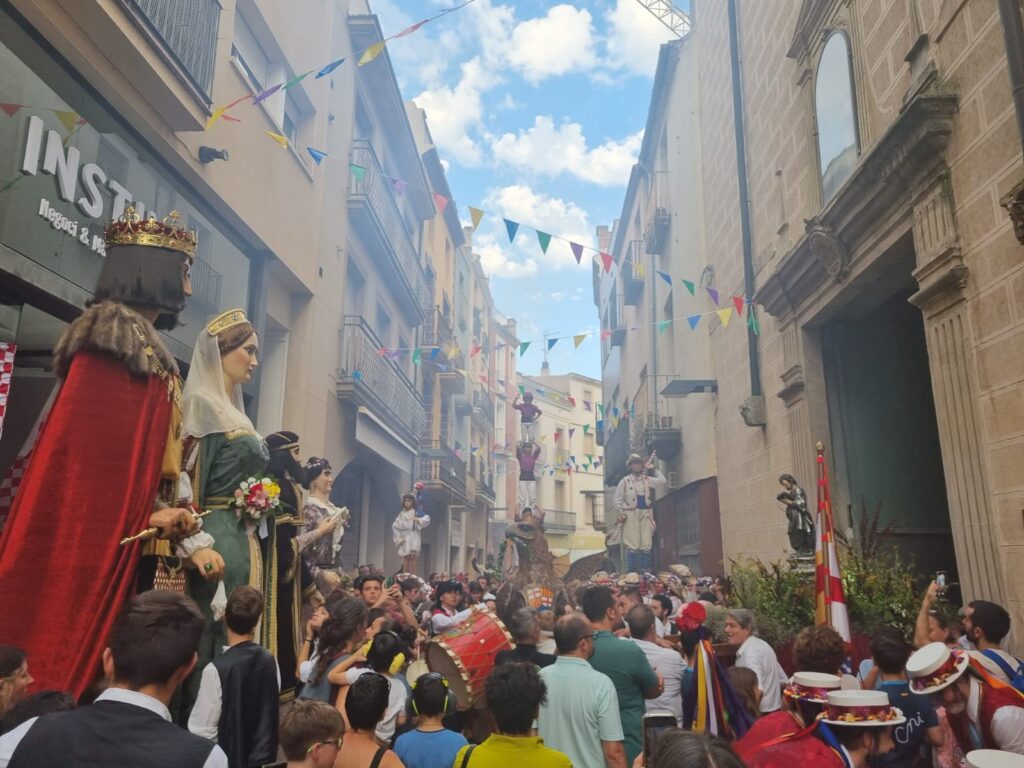 200 entitats i personalitats de tot el país demanen a l’Ajuntament d’Igualada que respecti la festa patrimonial de Sant Bartomeu