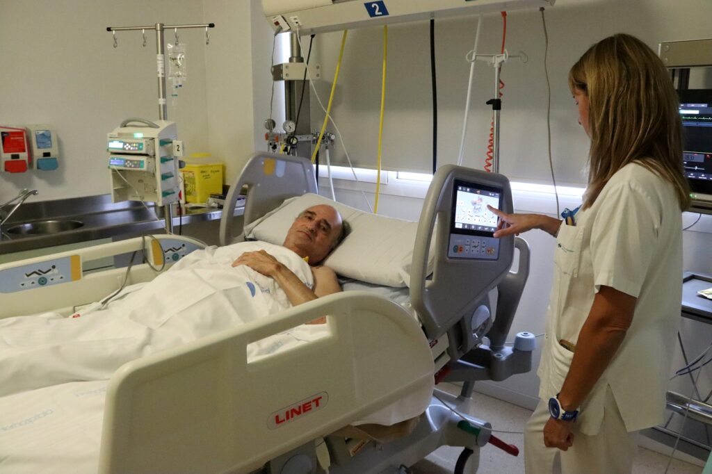 L’Hospital d’Igualada aplica un sistema pioner per monitoritzar en temps real els moviments dels pacients de la UCI