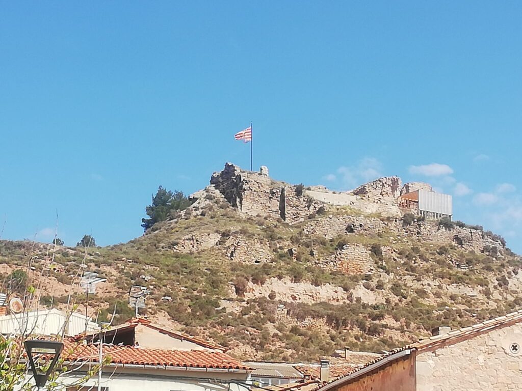 Jorba celebra Sant Isidre amb una caminada popular de pujada al castell