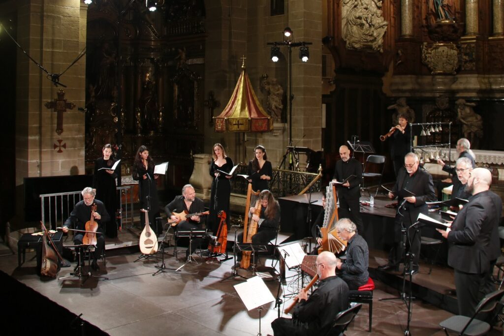 Igualada s’estrena com a Capital de la Cultura Catalana amb la música medieval de Jordi Savall