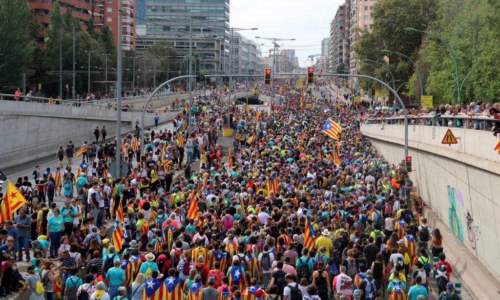 Les Marxes per la Llibertat arriben a Barcelona amb milers d’anoiencs