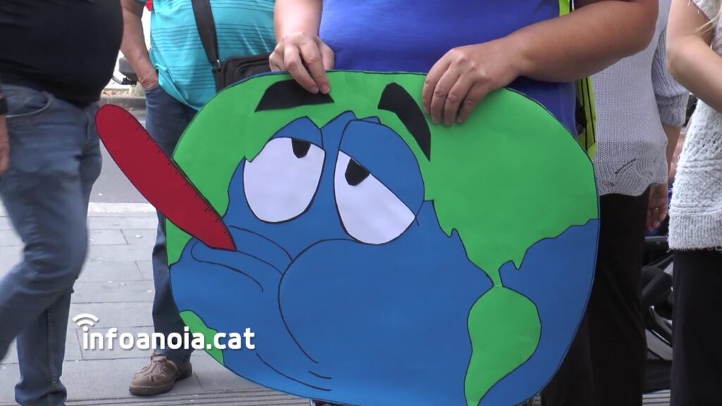 Manifestació a Igualada per denunciar l’emergència climàtica