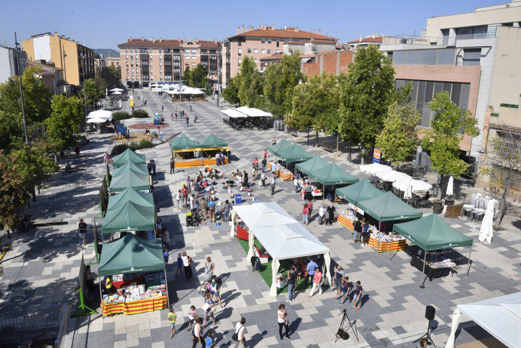 Toni Cruanyes, Jaume Clotet, Isabel del Río i Blanca Llum Vidal, al 14è Mercat de Lletres de la Biblioteca