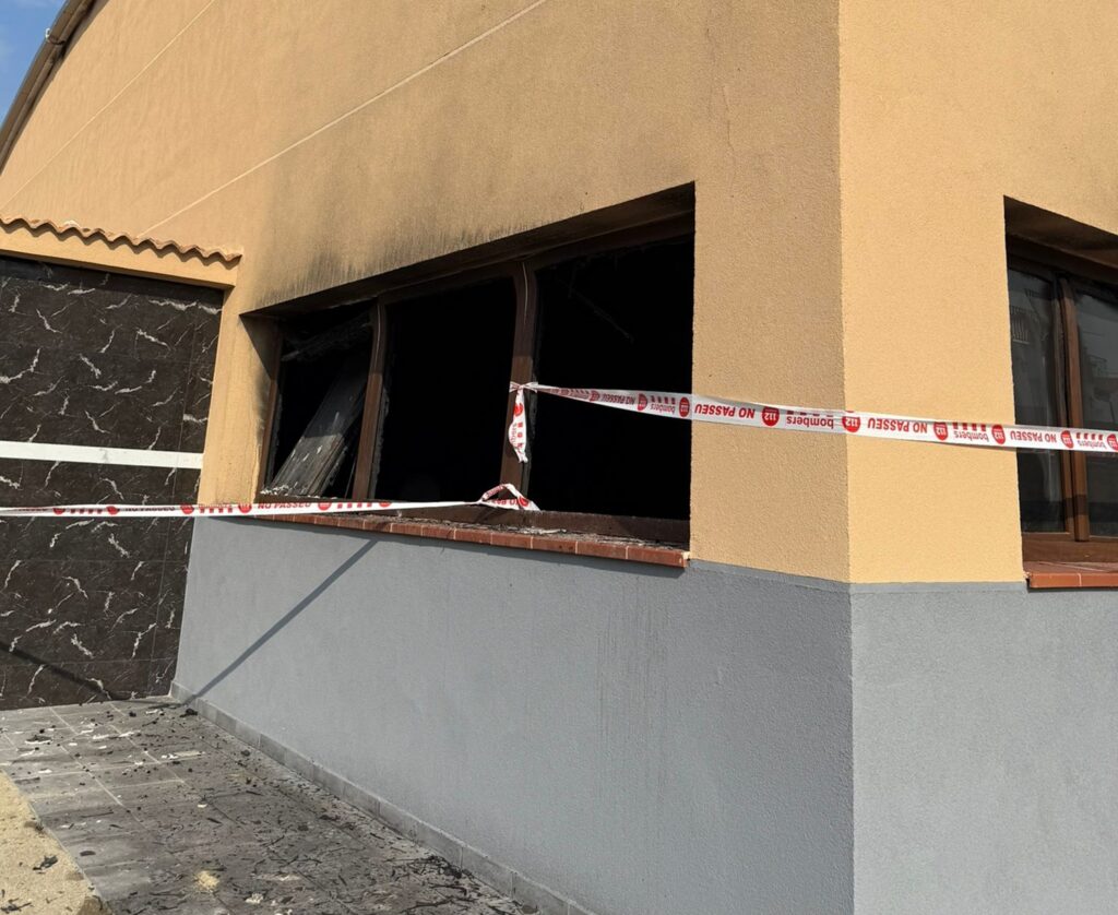 L’Audiència de Barcelona reobre el cas de l’incendi a la mesquita de Piera