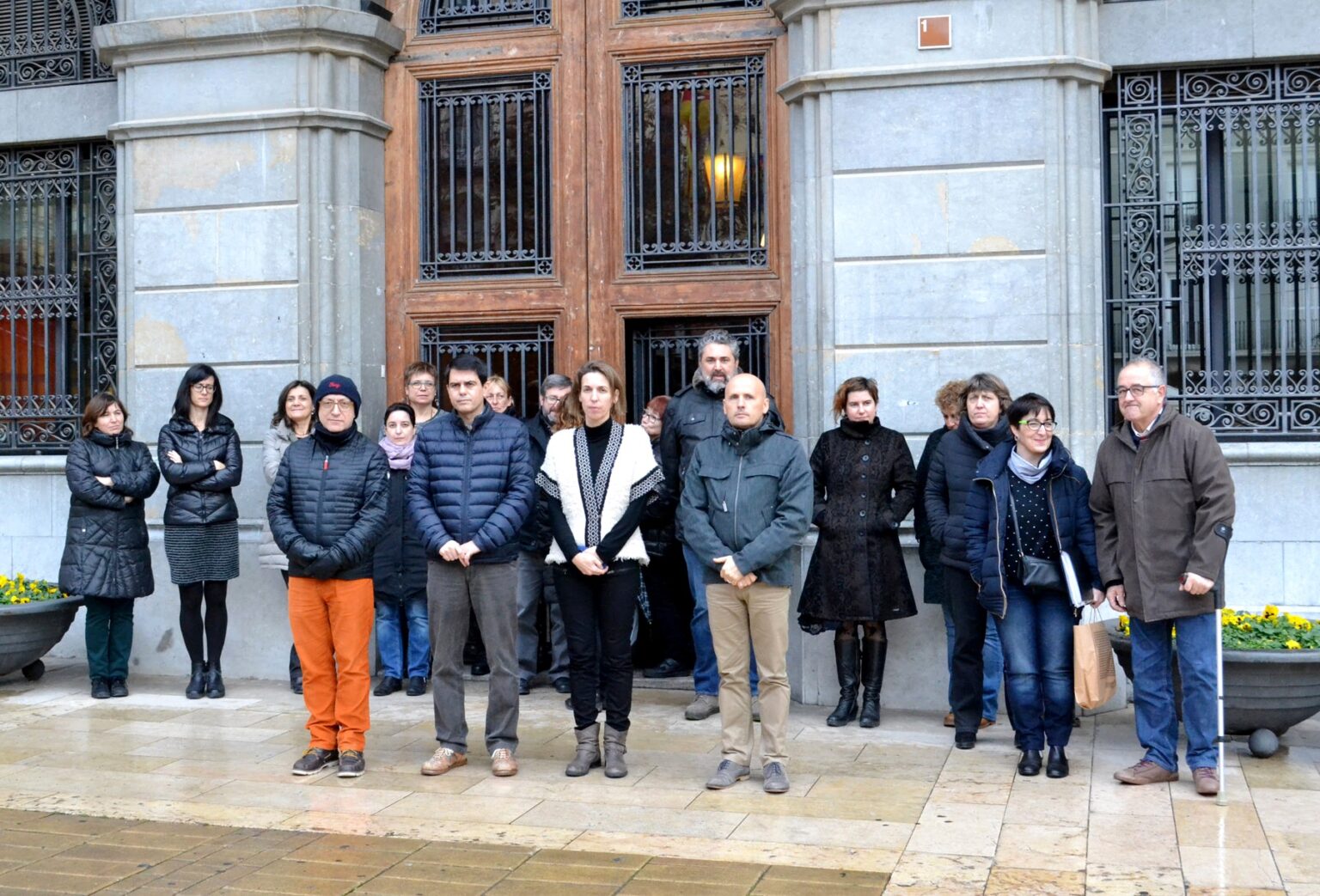 Igualada recorda les víctimes dels atemptats a Alemanya i Turquia