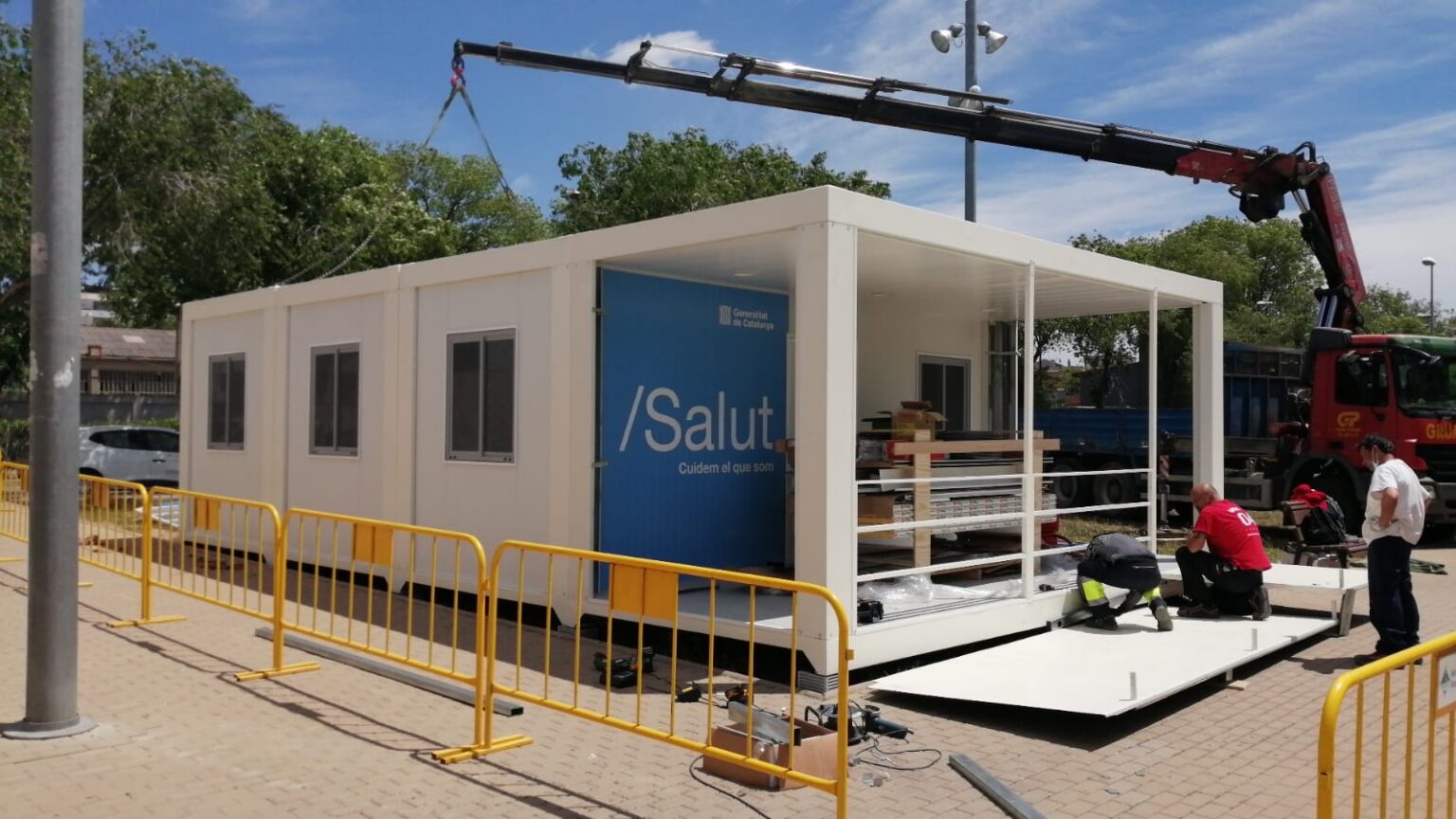 Salut instal·la un mòdul per a l’atenció de la Covid-19 al CAP de Vilanova del Camí