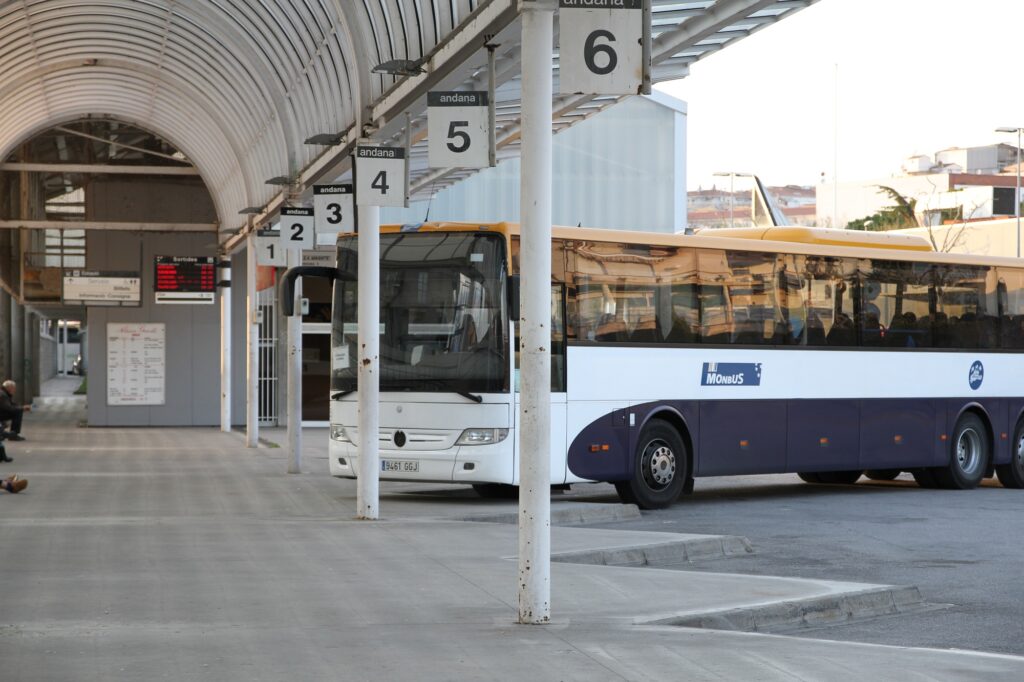 La Generalitat anuncia la renovació de la flota de Monbus per la línia Igualada-Barcelona