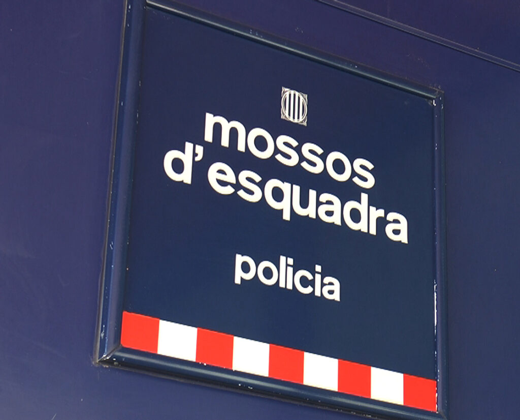 Detenen una dona per sostreure joies i diners d’un pis de Vilanova del Camí