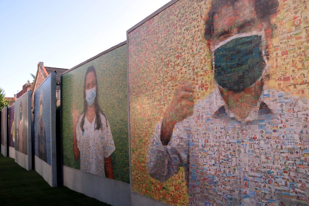 Igualada inaugura un mosaic gegant en homenatge als qui lluiten contra la covid-19