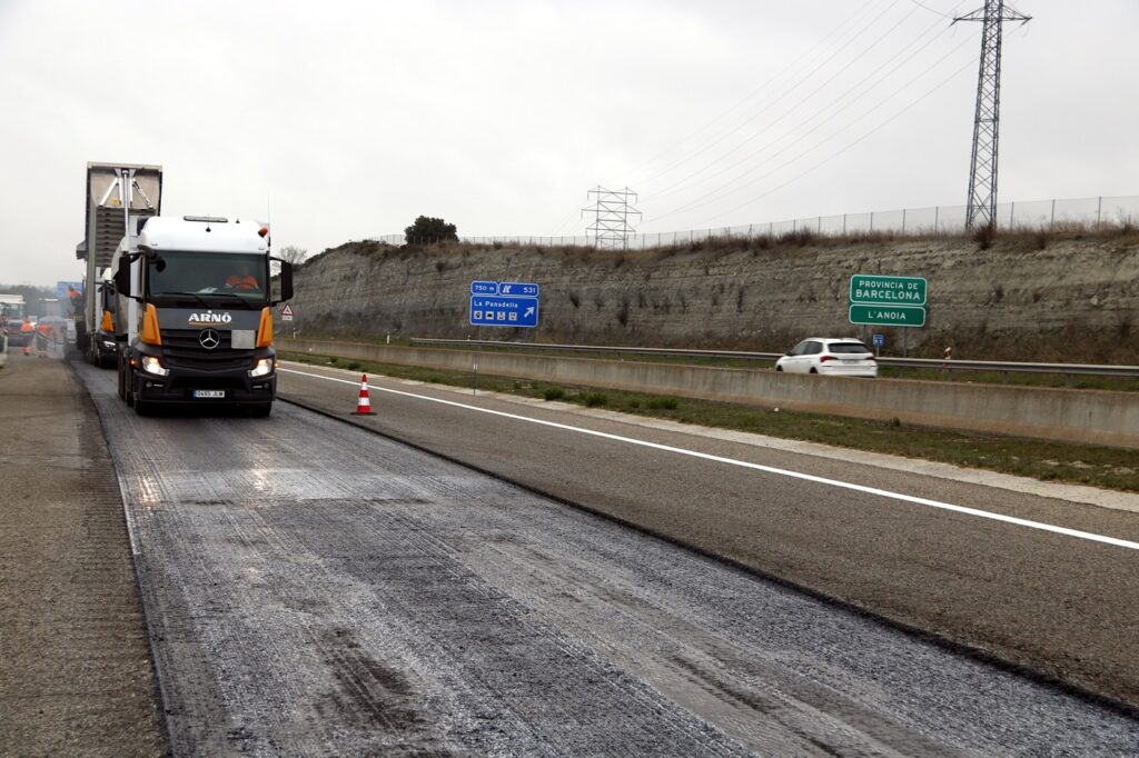 El Ministeri de Transports enllesteix les obres d’emergència a l’A-2 entre la Panadella i Cervera