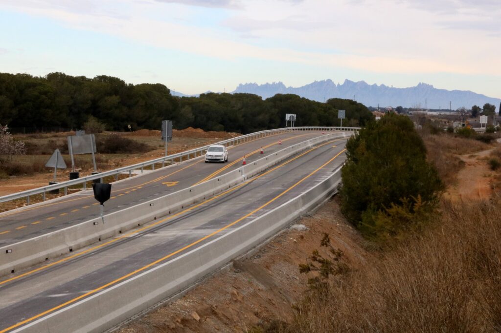 La Generalitat preveu crear una línia de bus entre Igualada i Vilanova i la Geltrú quan acabin les obres de la C-15