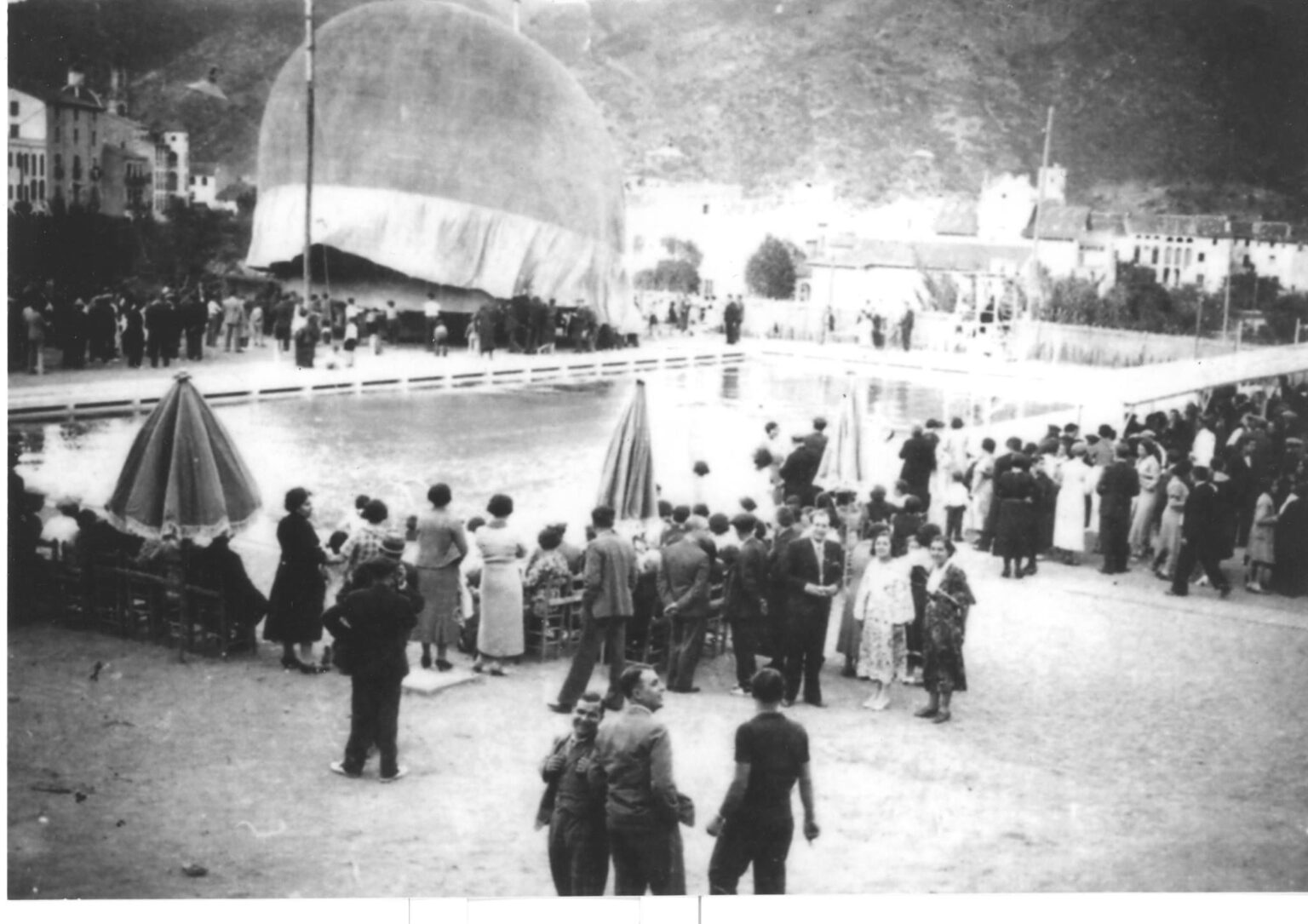 La Piscina Blava de Capellades celebra el seu 90è aniversari