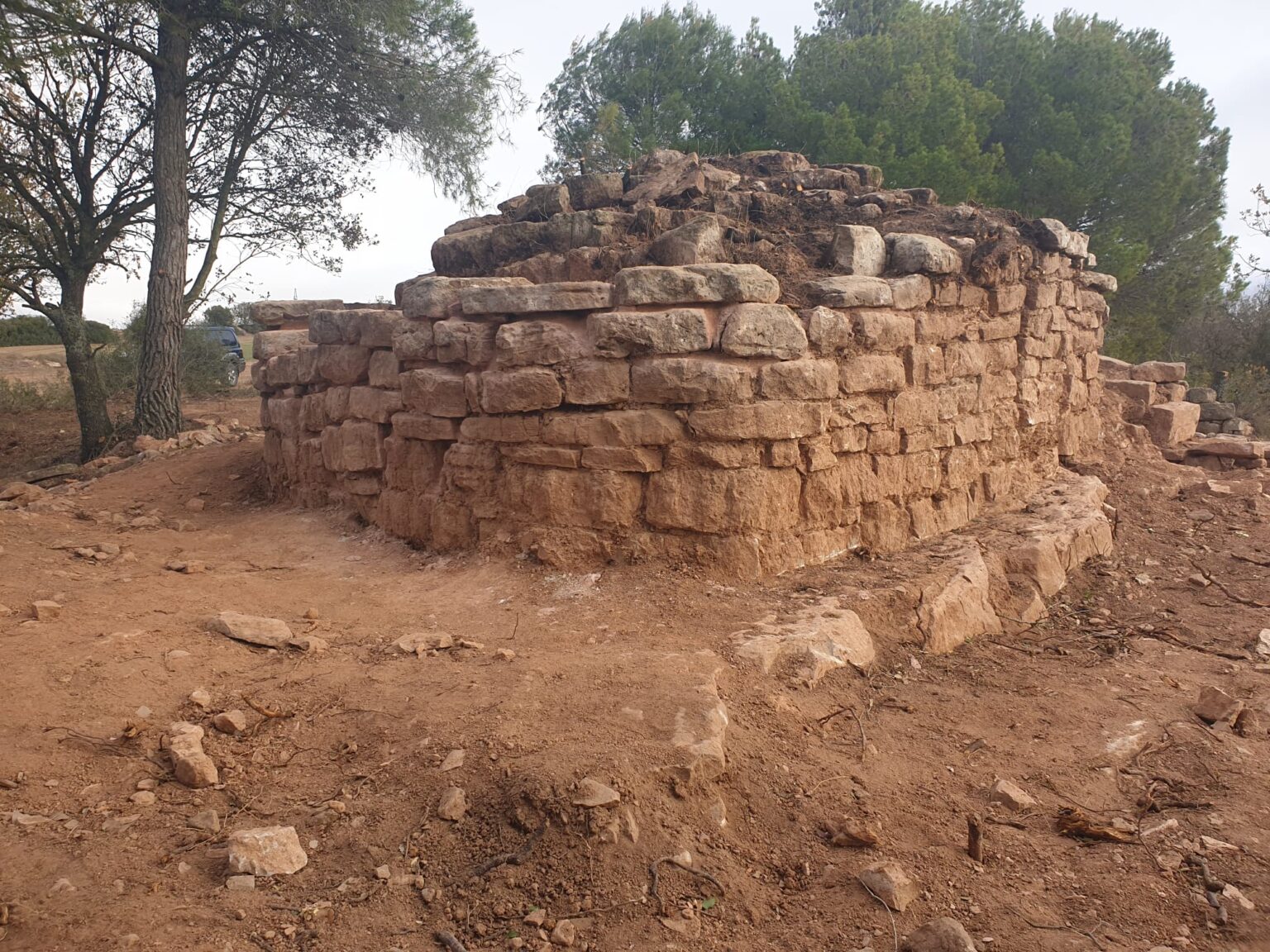 Les excavacions al pla de la Tomassa descobreixen nous elements de la història de Sant Martí Sesgueioles