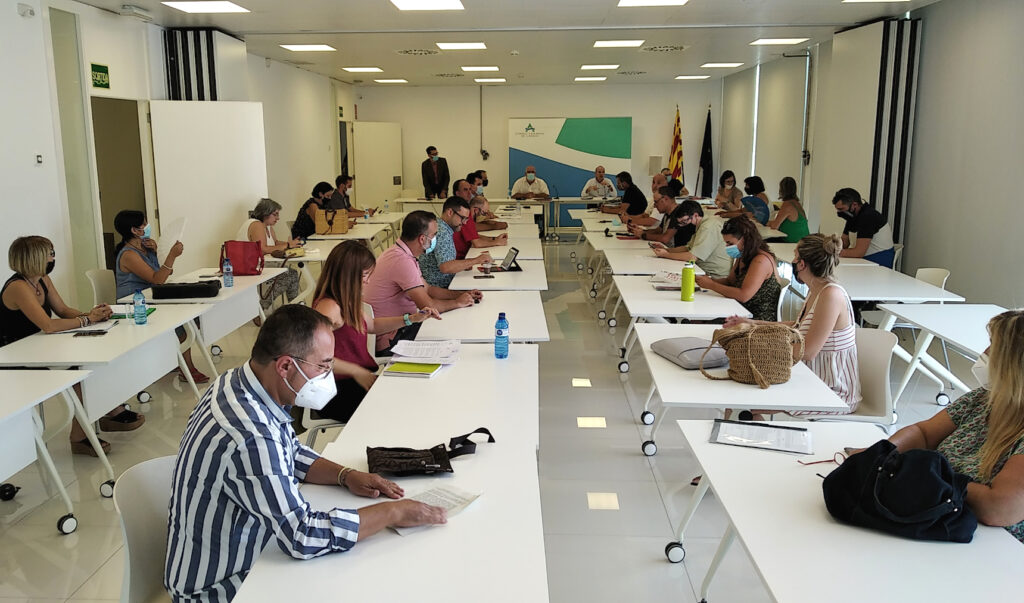 El Consell Comarcal de l’Anoia reclama a la Generalitat que pagui les beques menjador dels mesos d’estiu