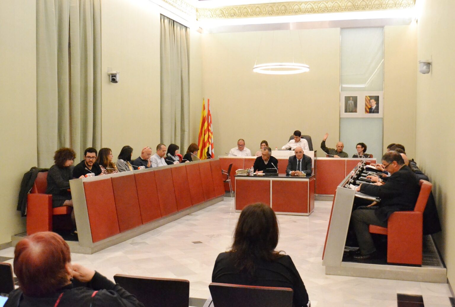 Decidim Igualada qüestiona el «bon govern» econòmic de CiU