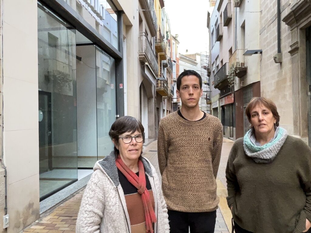 Poble Actiu aposta per rehabilitar habitatges i revitalitzar el comerç del nucli antic