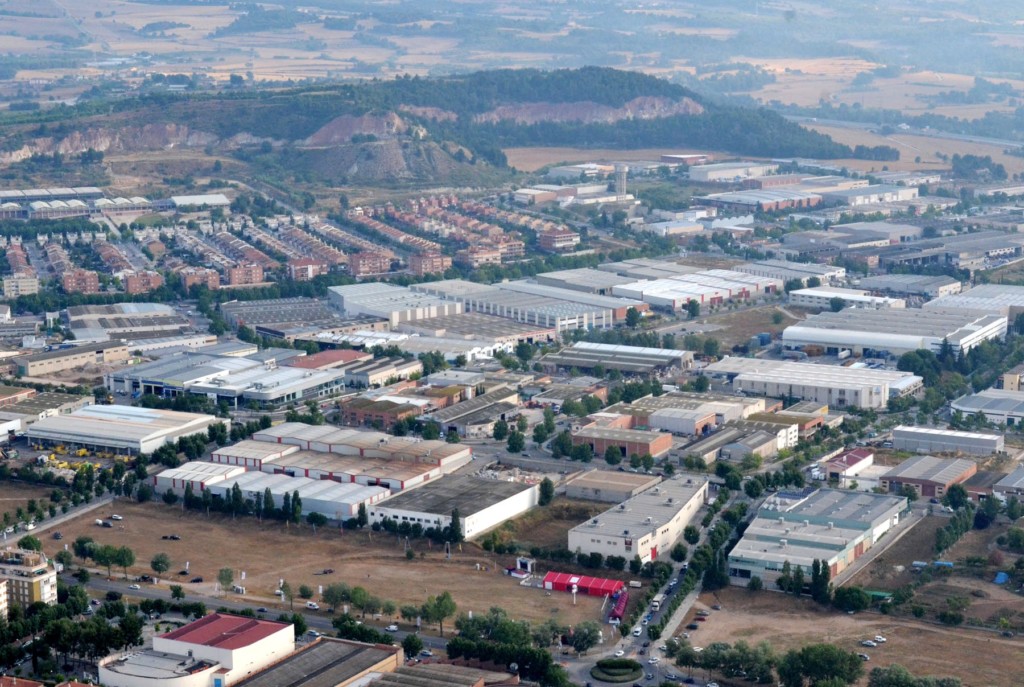 Uns 16.000 anoiencs treballen en empreses de fora de la comarca