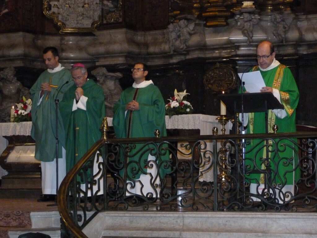 Xavier Bisbal i Eduard Flores prenen possessió com a rectors de Santa Maria