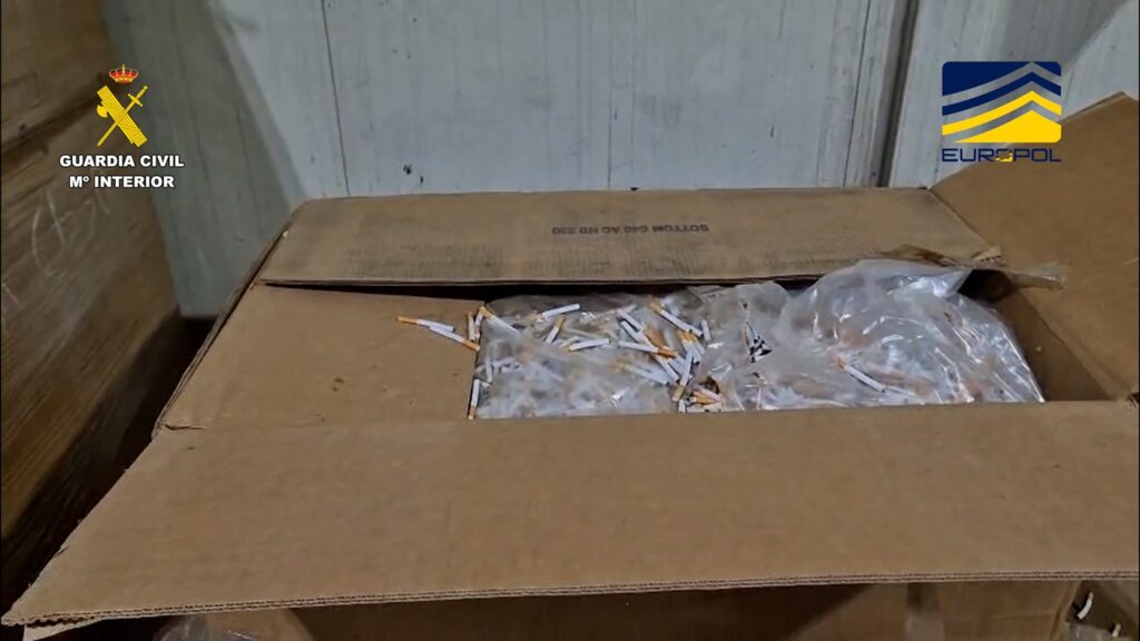 Intervenen més de 100 tones de tabac falsificat produït a Piera i altres municipis