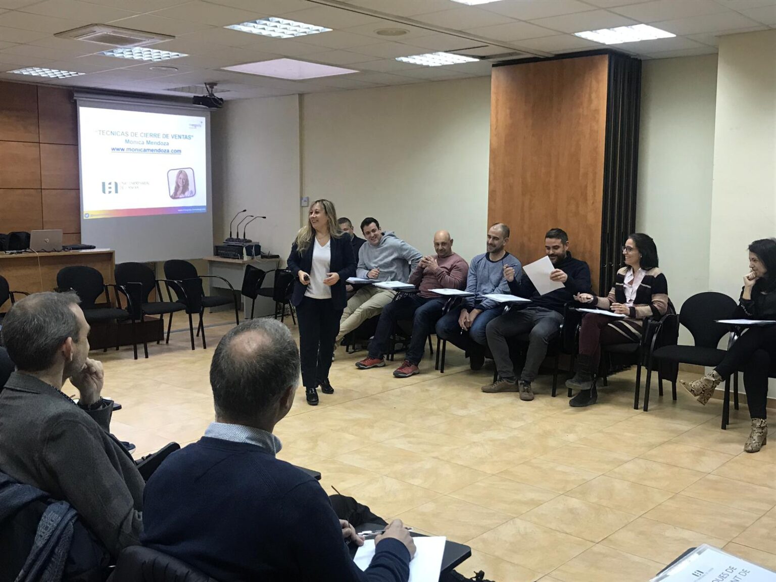 La UEA acull un seminari sobre vendes a càrrec de Mónica Mendoza