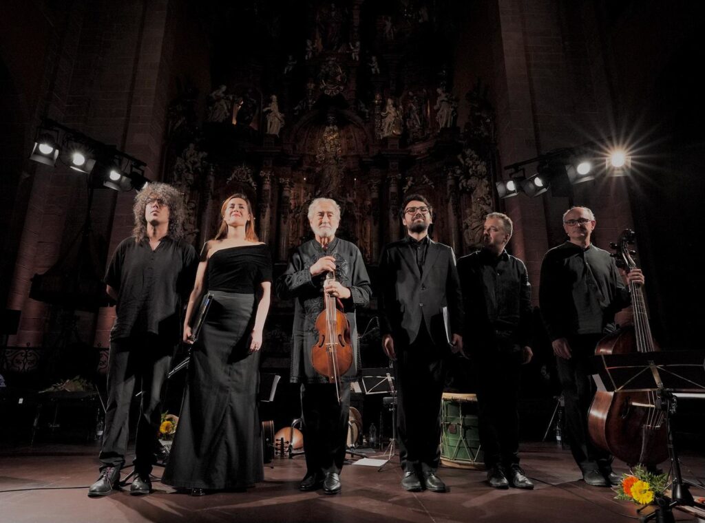 Jordi Savall omple de gom a gom la Basílica de Santa Maria en un concert històric i emotiu